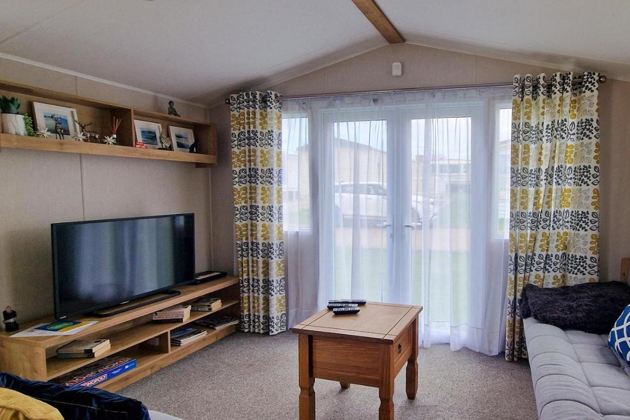 Lovely Caravan Nearby The Beach In Hunstanton, Norfolk Ref 23071C Hotel ภายนอก รูปภาพ