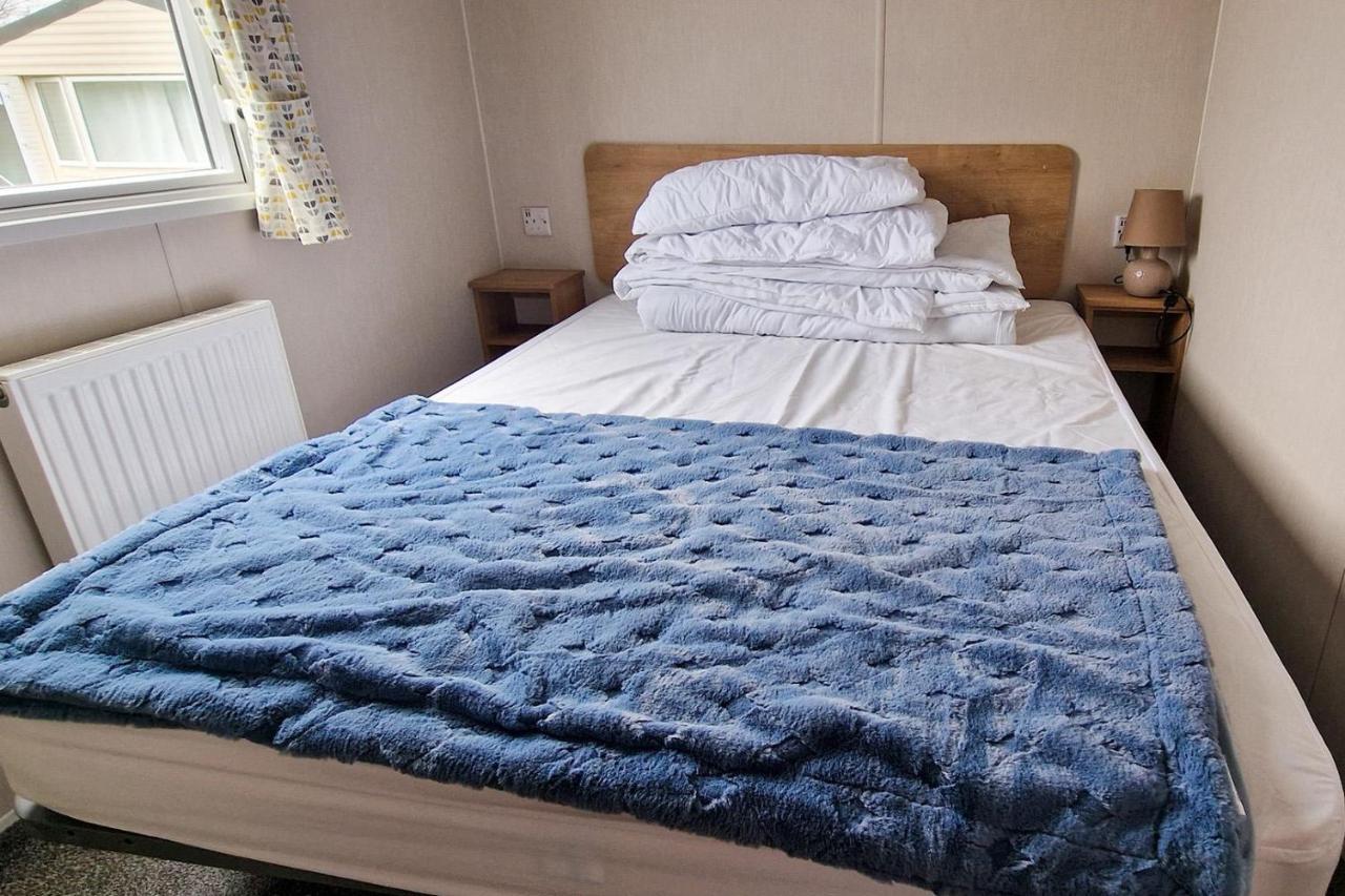 Lovely Caravan Nearby The Beach In Hunstanton, Norfolk Ref 23071C Hotel ภายนอก รูปภาพ